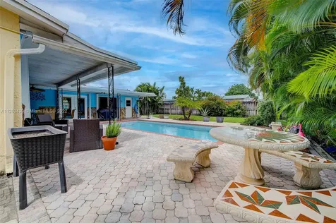 7830 Farragut Street Hollywood FL 33024