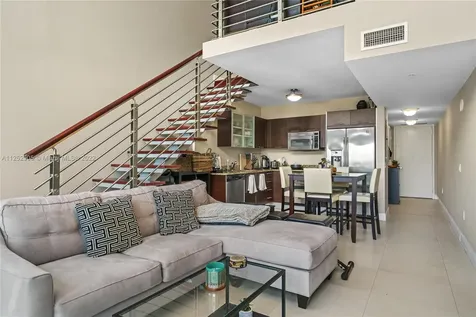 41 SE 5th Street Miami FL 33131