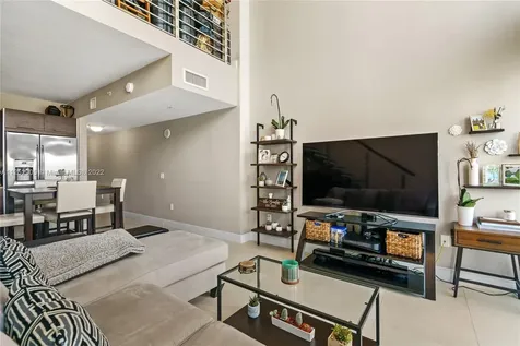 41 SE 5th Street Miami FL 33131