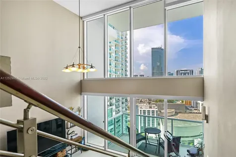 41 SE 5th Street Miami FL 33131