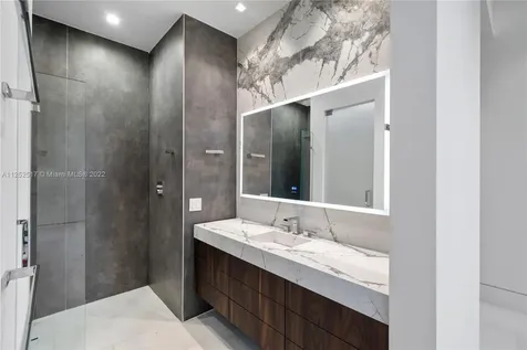 158 Palm Avenue Miami Beach FL 33139