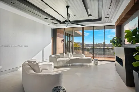 158 Palm Avenue Miami Beach FL 33139