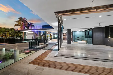 158 Palm Avenue Miami Beach FL 33139