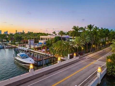 158 Palm Avenue Miami Beach FL 33139