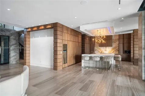158 Palm Avenue Miami Beach FL 33139