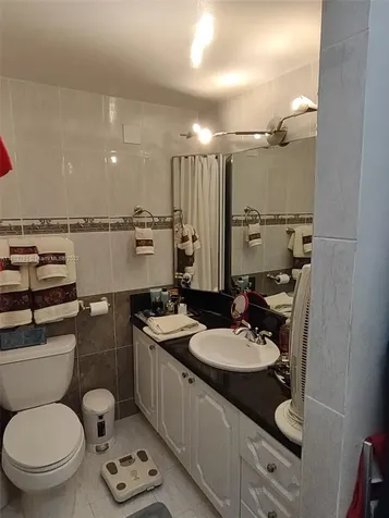 4747 Collins Avenue Miami Beach FL 33140