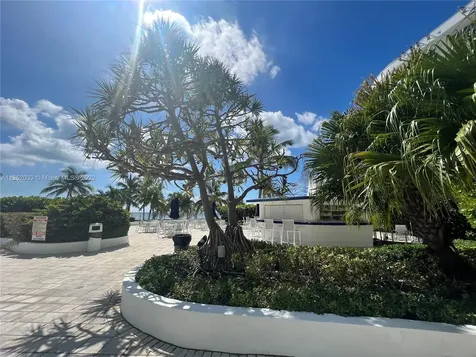 5161 Collins Avenue Miami Beach FL 33140