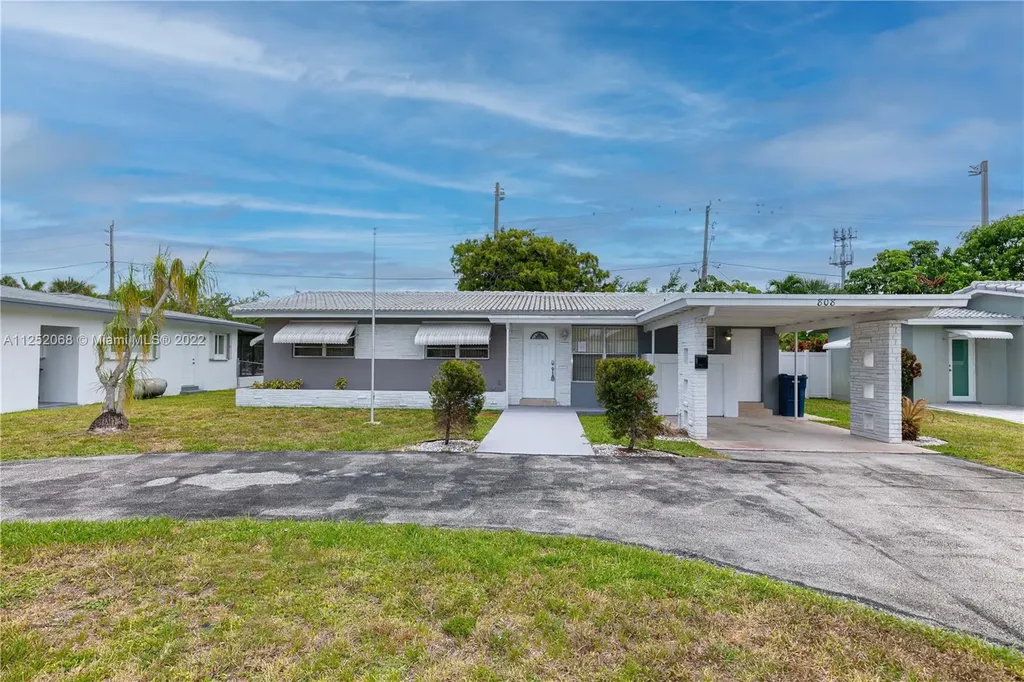 808 NW 28th Street Wilton Manors FL 33311