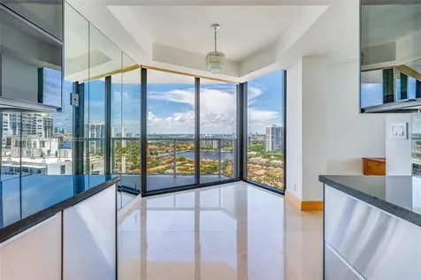 20281 E Country Club Drive Aventura FL 33180