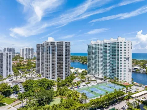 20281 E Country Club Drive Aventura FL 33180