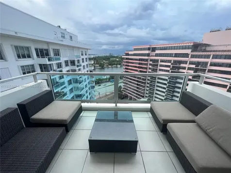 5161 Collins Avenue Miami Beach FL 33140