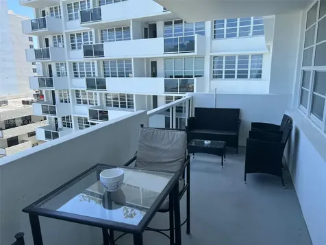 100 Lincoln Road Miami Beach FL 33139