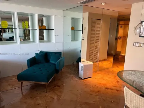 100 Lincoln Road Miami Beach FL 33139