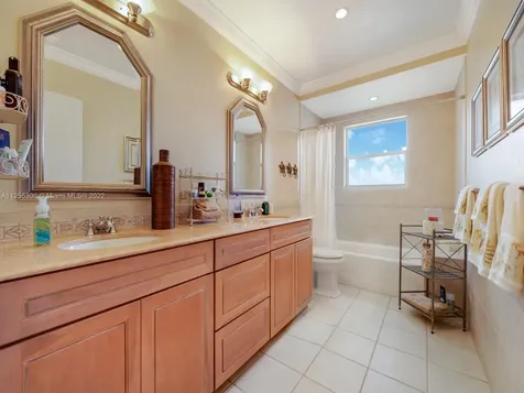 7001 SW 126th Street Pinecrest FL 33156