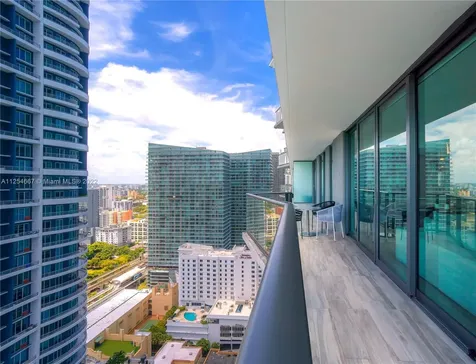 1300 S Miami Avenue Miami FL 33130