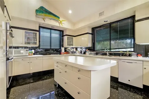 661 Oleander Drive Hallandale Beach FL 33009