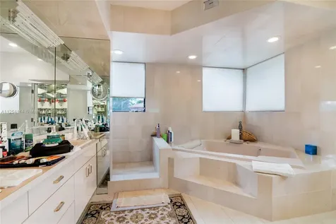 661 Oleander Drive Hallandale Beach FL 33009