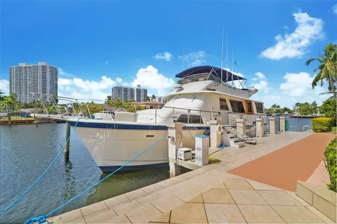 661 Oleander Drive Hallandale Beach FL 33009