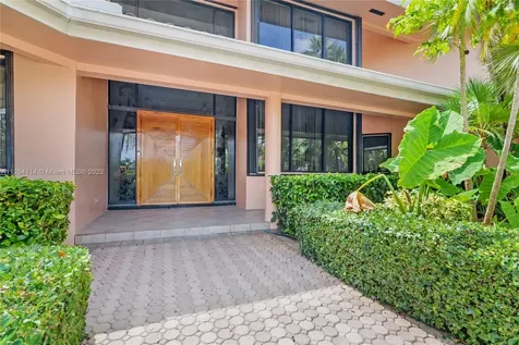 661 Oleander Drive Hallandale Beach FL 33009