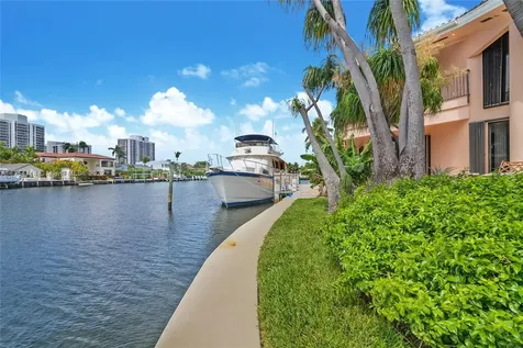 661 Oleander Drive Hallandale Beach FL 33009