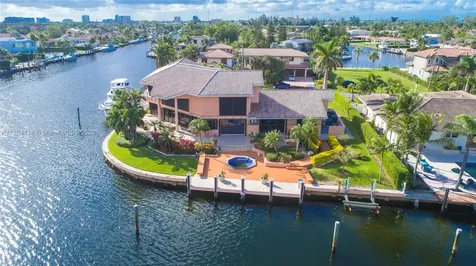 661 Oleander Drive Hallandale Beach FL 33009
