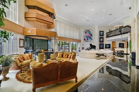 661 Oleander Drive Hallandale Beach FL 33009