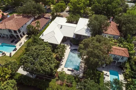 2506 N Greenway Drive Coral Gables FL 33134