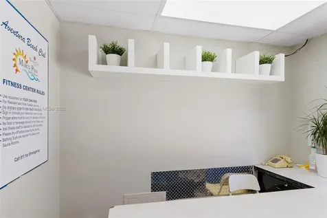 19201 Collins Avenue Sunny Isles Beach FL 33160
