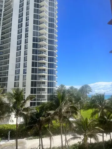 19201 Collins Avenue Sunny Isles Beach FL 33160