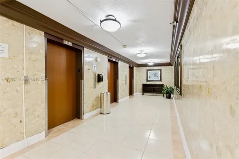 19201 Collins Avenue Sunny Isles Beach FL 33160
