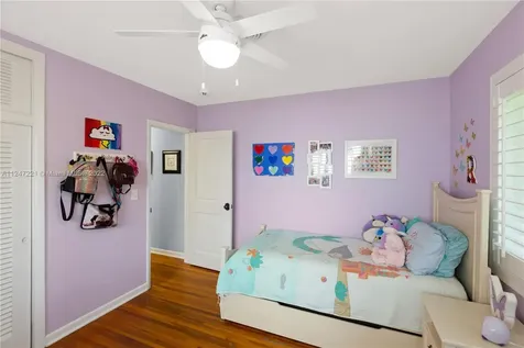 324 Ridgewood Road Coral Gables FL 33133