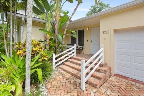 324 Ridgewood Road Coral Gables FL 33133