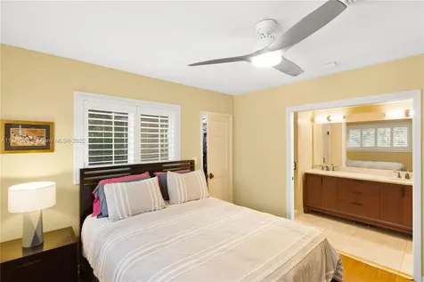 324 Ridgewood Road Coral Gables FL 33133