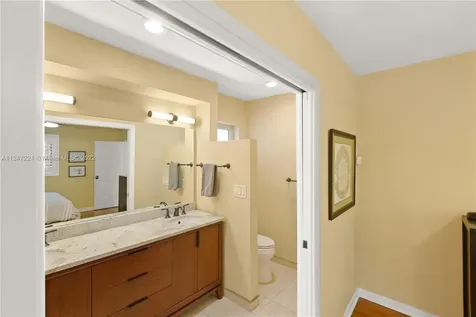 324 Ridgewood Road Coral Gables FL 33133