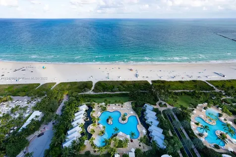 50 S Pointe Drive Miami Beach FL 33139