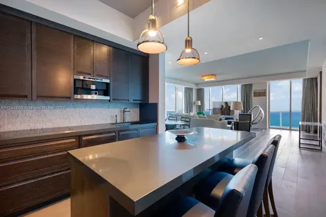 50 S Pointe Drive Miami Beach FL 33139