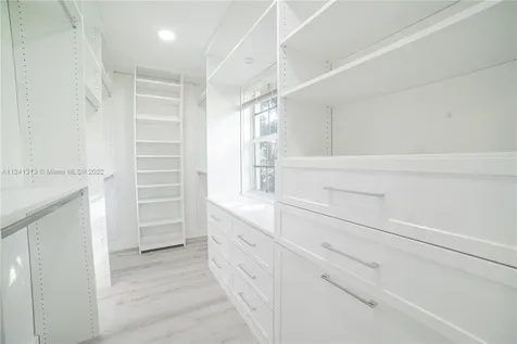 2840 NW 3rd Avenue Wilton Manors FL 33311