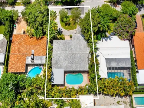 371 W Heather Drive Key Biscayne FL 33149