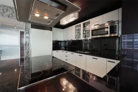 6899 Collins Avenue Miami Beach FL 33141