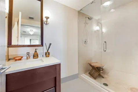 6899 Collins Avenue Miami Beach FL 33141