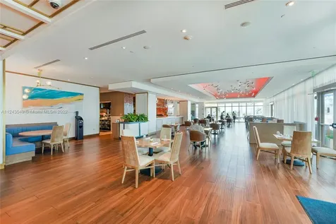 6899 Collins Avenue Miami Beach FL 33141