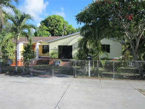 2450 NW 99th Terrace Miami FL 33147
