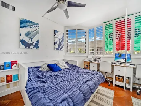 141 Crandon Boulevard Key Biscayne FL 33149