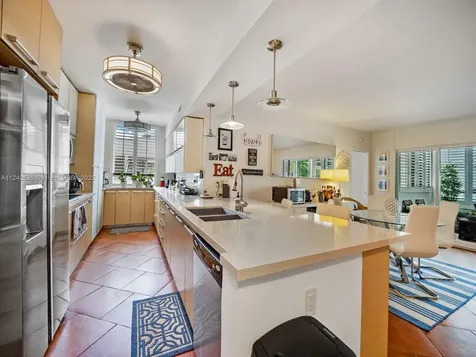141 Crandon Boulevard Key Biscayne FL 33149