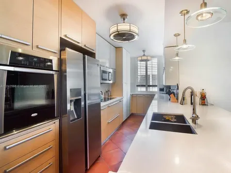 141 Crandon Boulevard Key Biscayne FL 33149