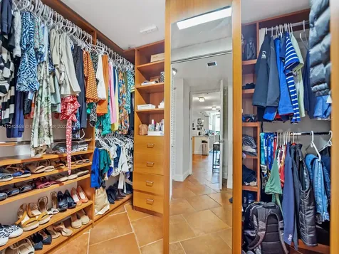 141 Crandon Boulevard Key Biscayne FL 33149