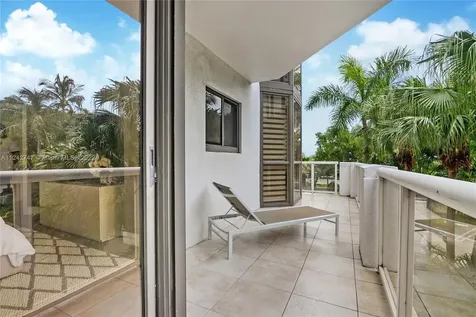 3600 Yacht Club Drive Aventura FL 33180