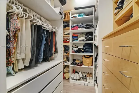 3600 Yacht Club Drive Aventura FL 33180