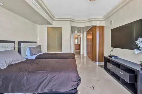 16699 Collins Avenue Sunny Isles Beach FL 33160