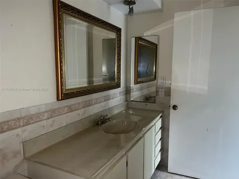9735 NW 52nd Street Doral FL 33178